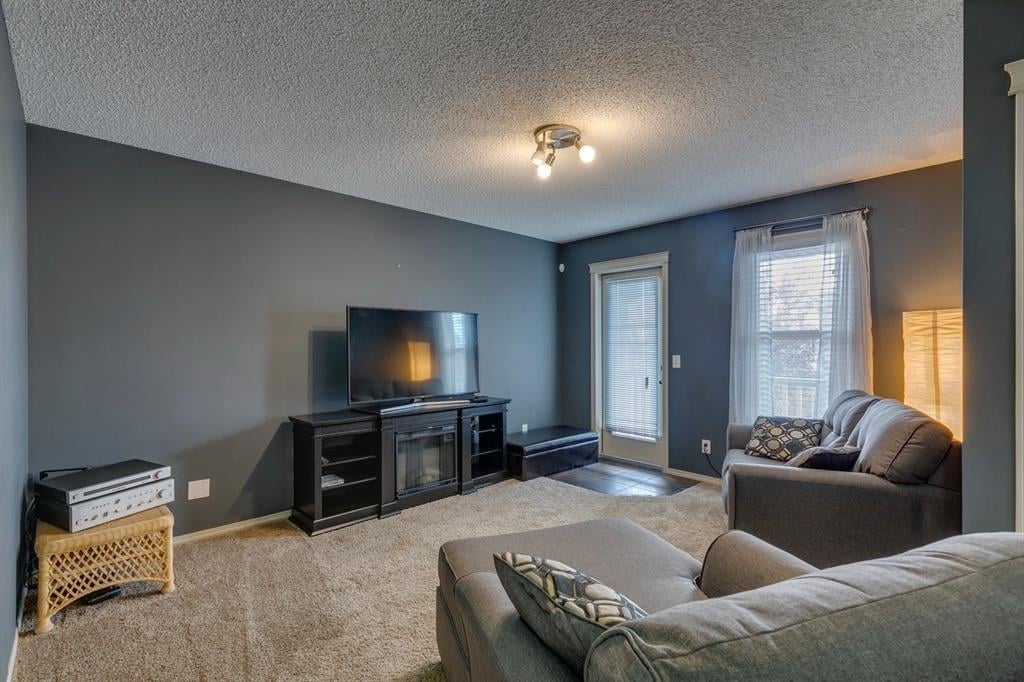 210 Elgin - Thumbnail 8