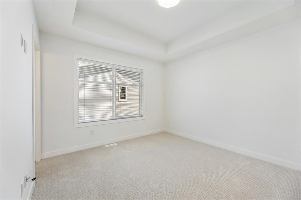135 Belmont - Thumbnail 6