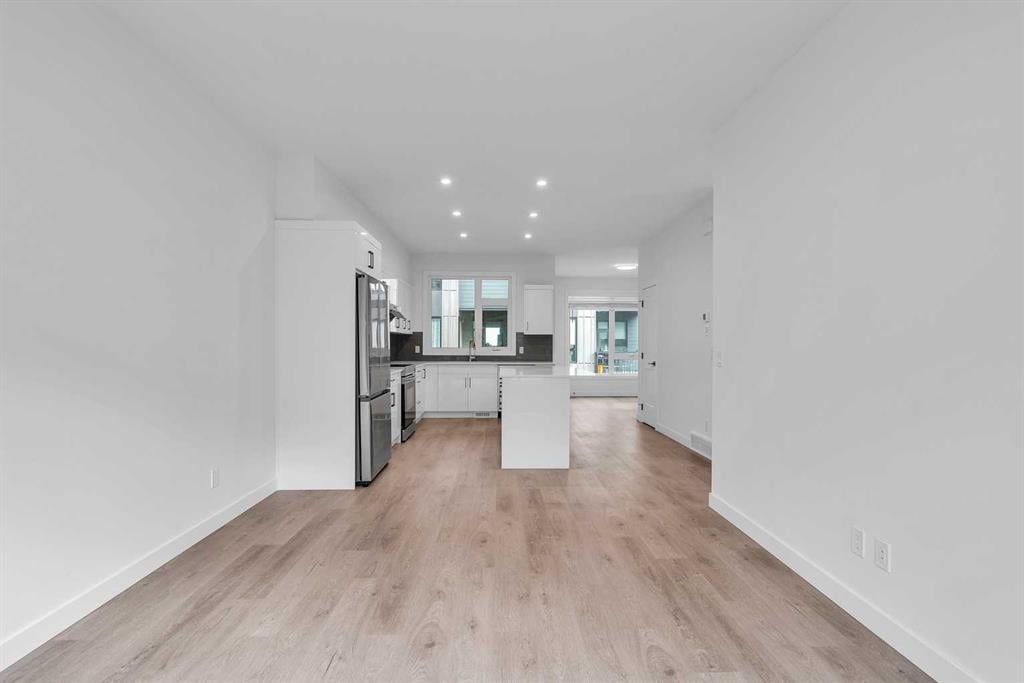 85 Sage Hill - Thumbnail 4