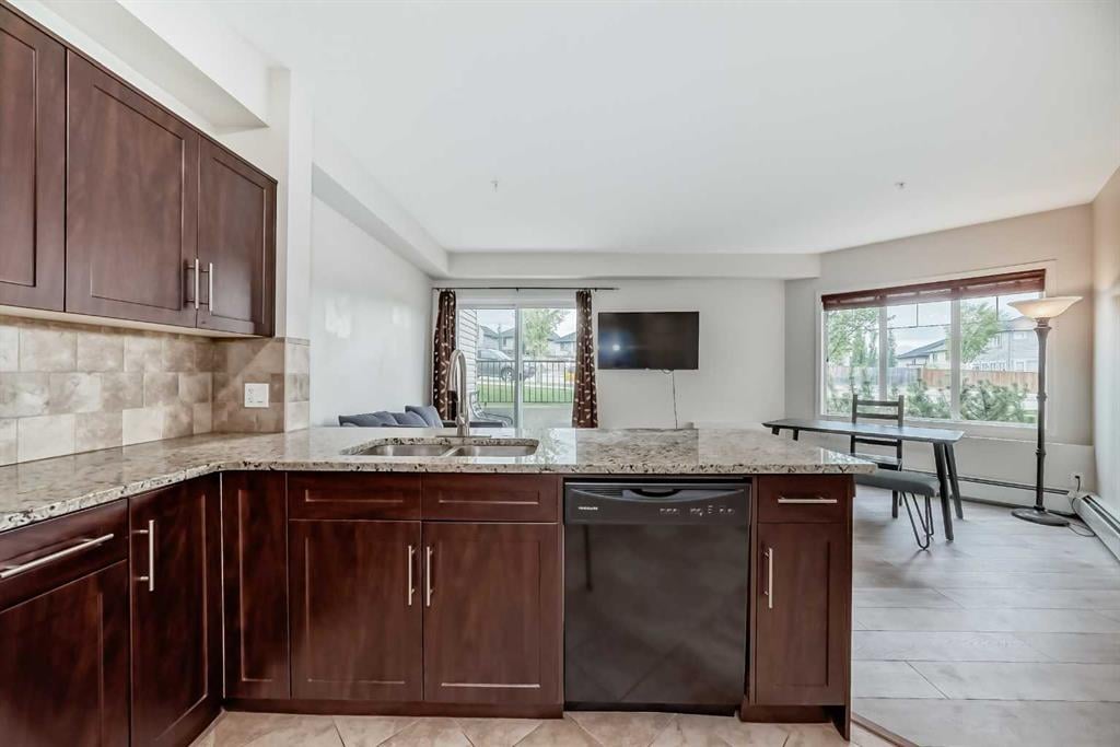 1540 Sherwood - Thumbnail 2