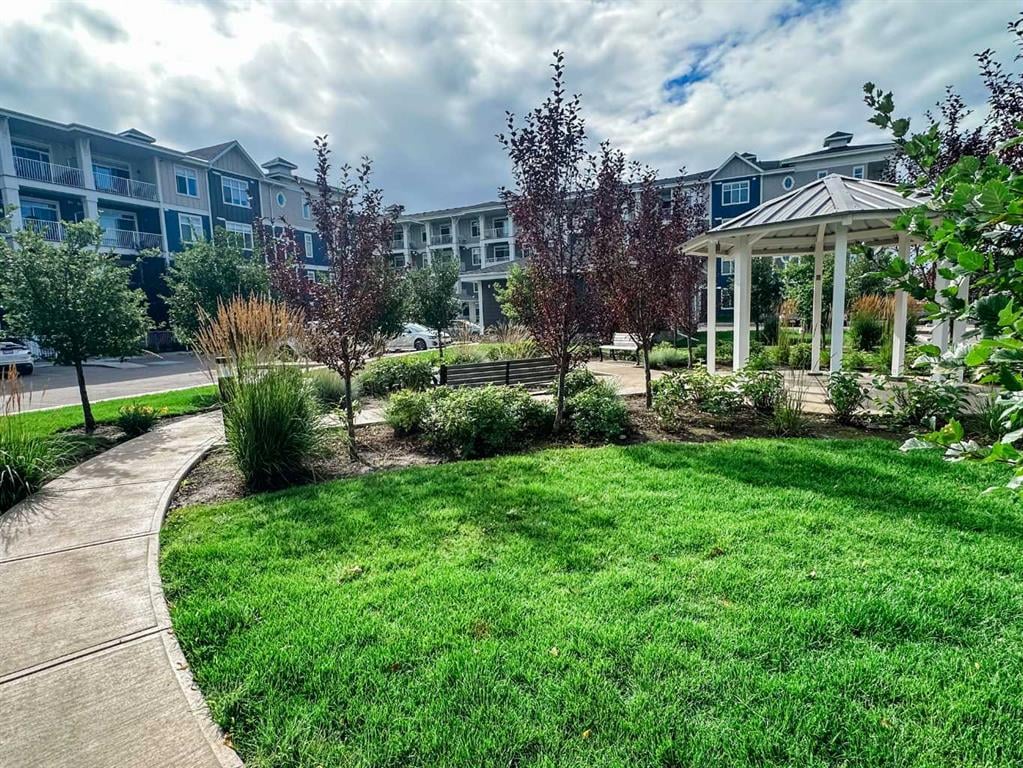 100 Auburn Meadows - Thumbnail 7