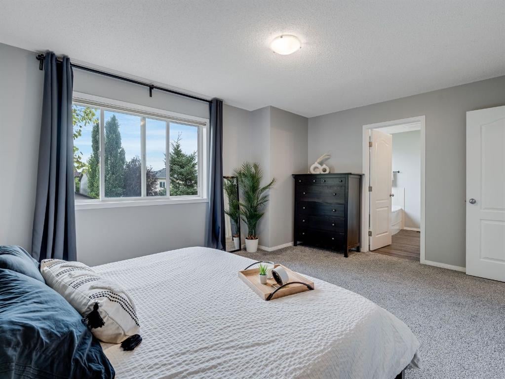 4436 Elgin - Thumbnail 2