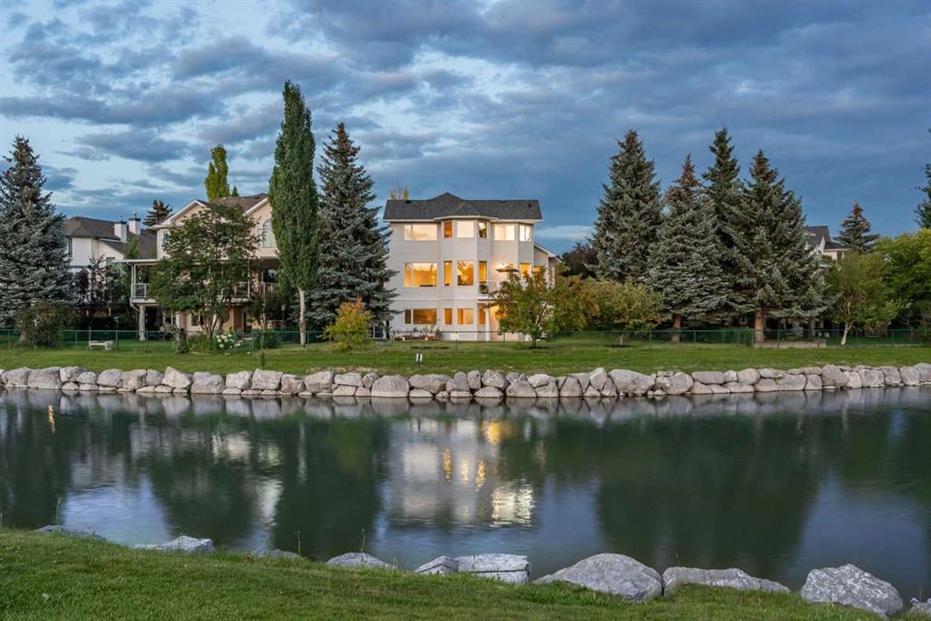 107 Valley Ridge - Thumbnail 1