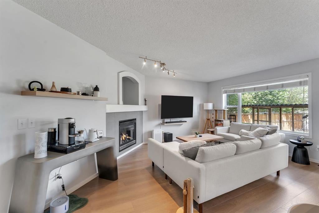 266 Covehaven - Thumbnail 4