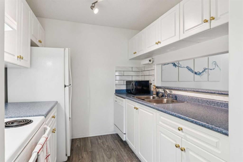 2305 Millrise - Thumbnail 2