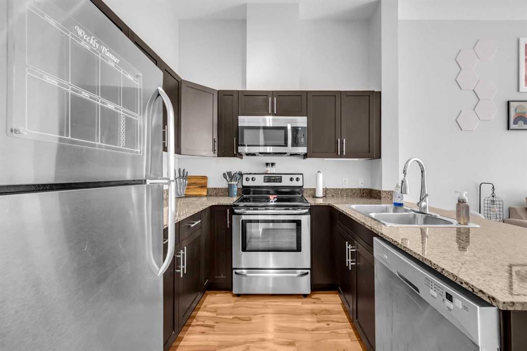 955 McPherson - Thumbnail 8