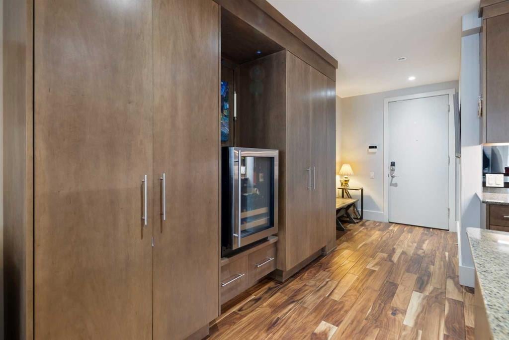 1407 Kensington - Thumbnail 6
