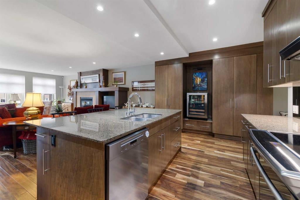 1407 Kensington - Thumbnail 5