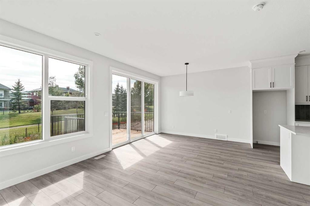 69 Silver Spruce - Thumbnail 2