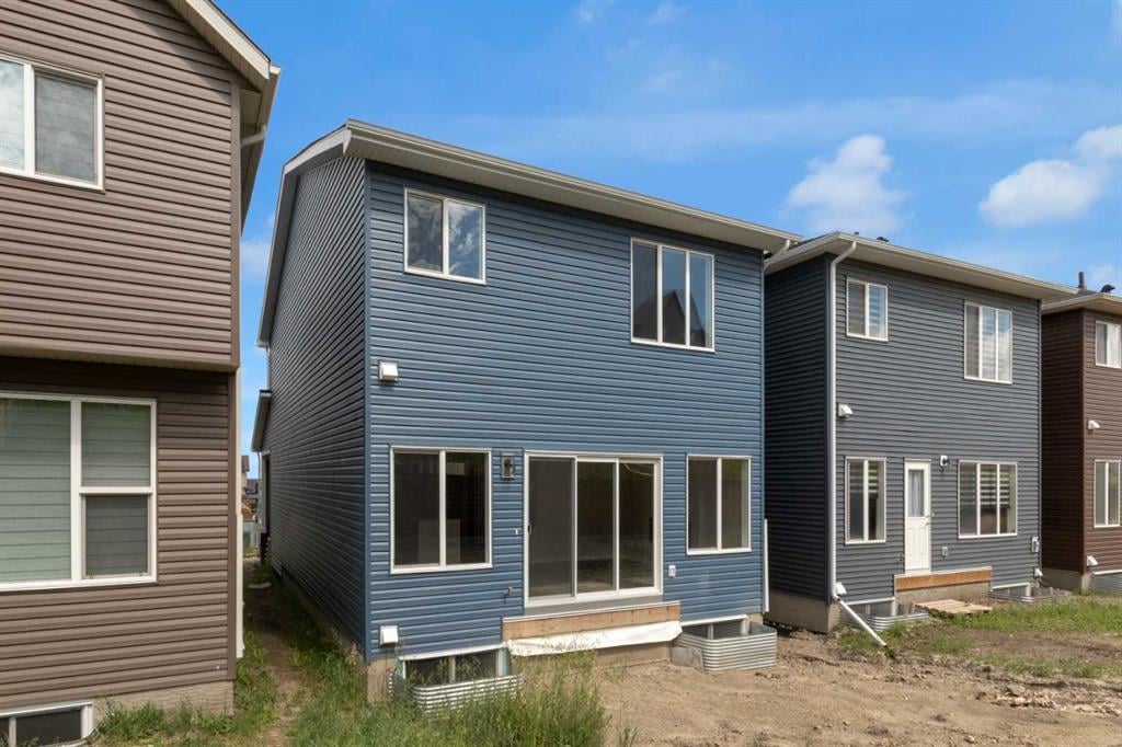 209 Calhoun - Thumbnail 4