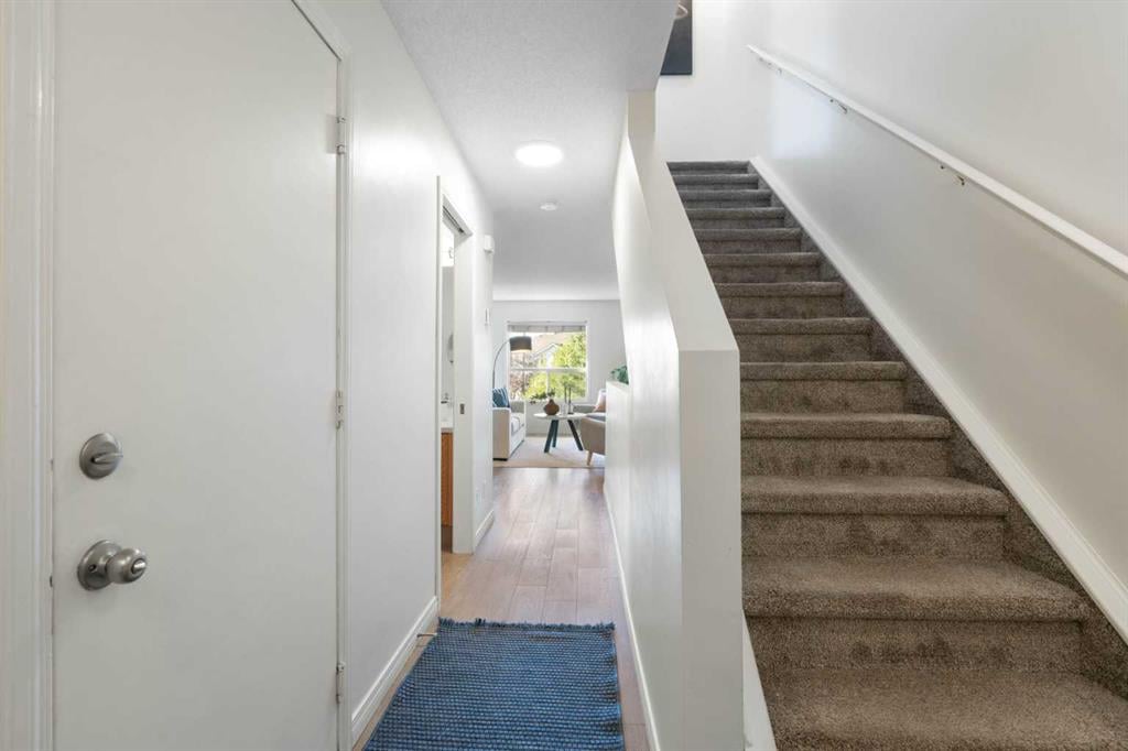 128 Douglas Glen - Thumbnail 8