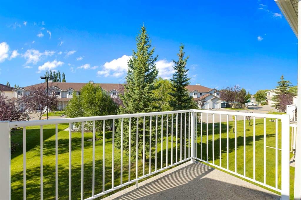 128 Douglas Glen - Thumbnail 3