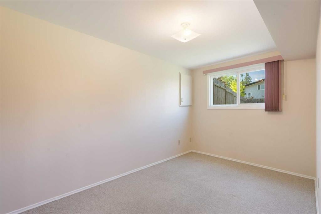11741 Canfield - Thumbnail 4