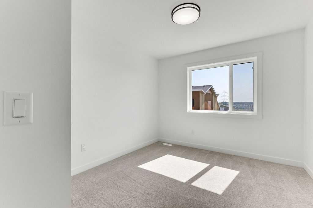 322 Sage Hill - Thumbnail 5