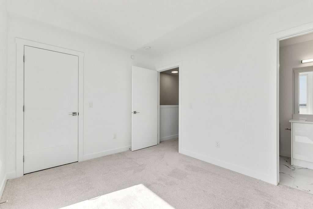322 Sage Hill - Thumbnail 2