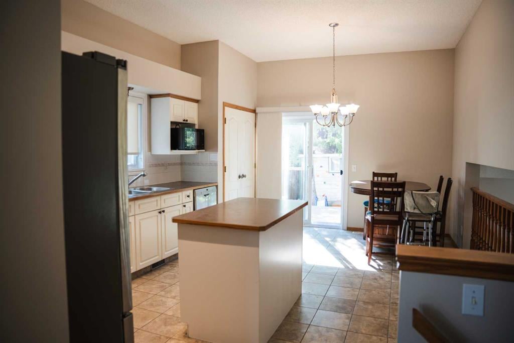 445 Rocky Ridge - Thumbnail 2