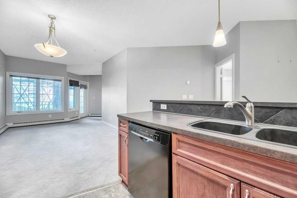 60 Royal Oak - Thumbnail 7