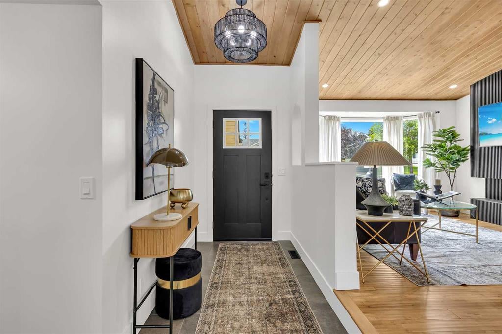 121 Woodford - Thumbnail 6
