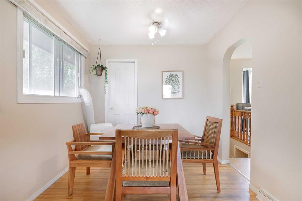 639 Thornhill - Thumbnail 4
