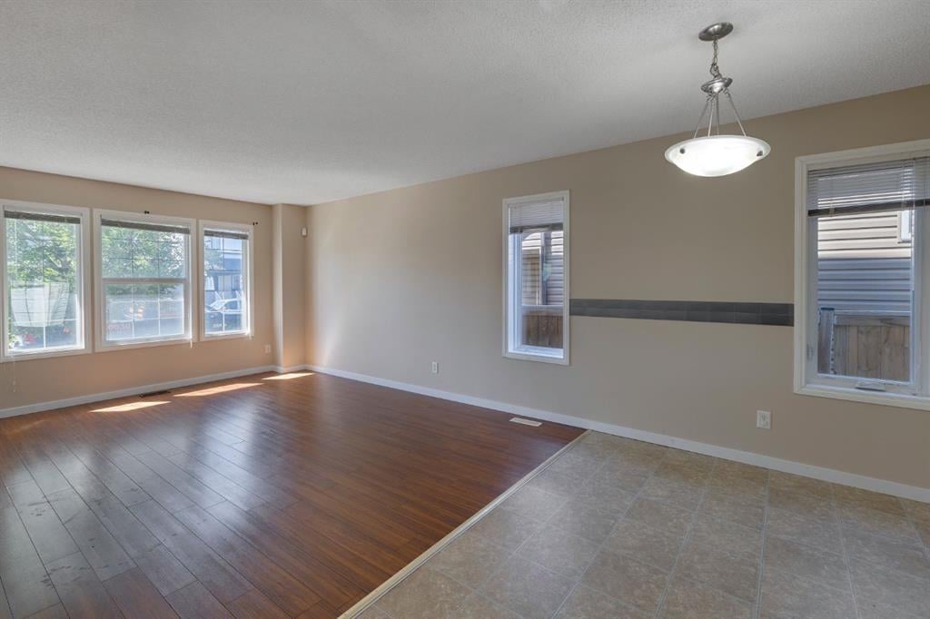 427 Saddlebrook - Thumbnail 8