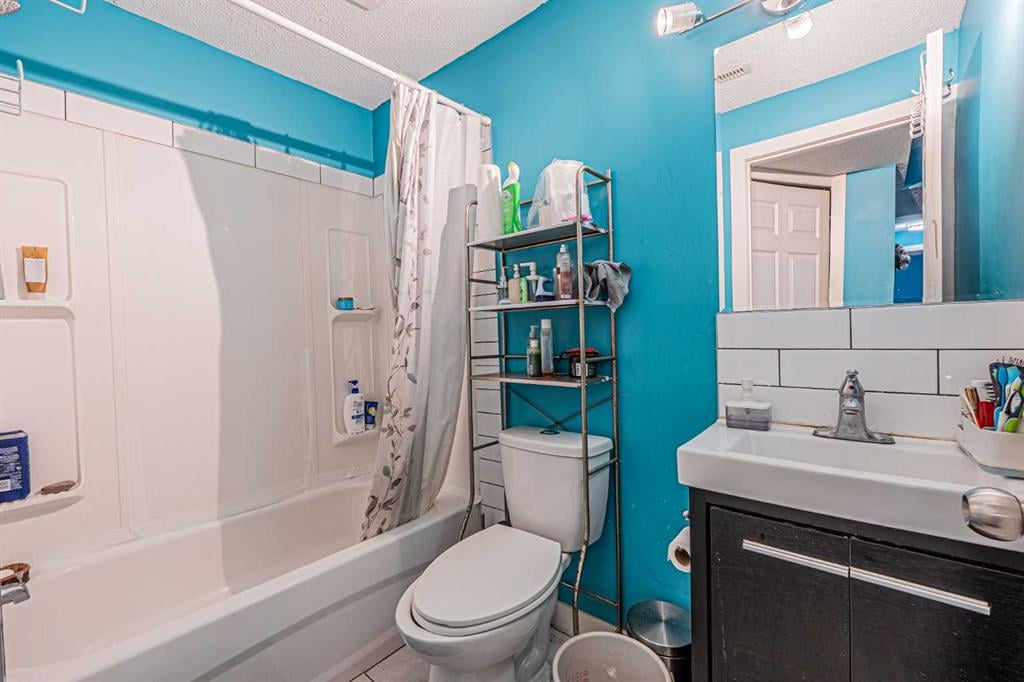 9249 Saddlebrook - Thumbnail 8