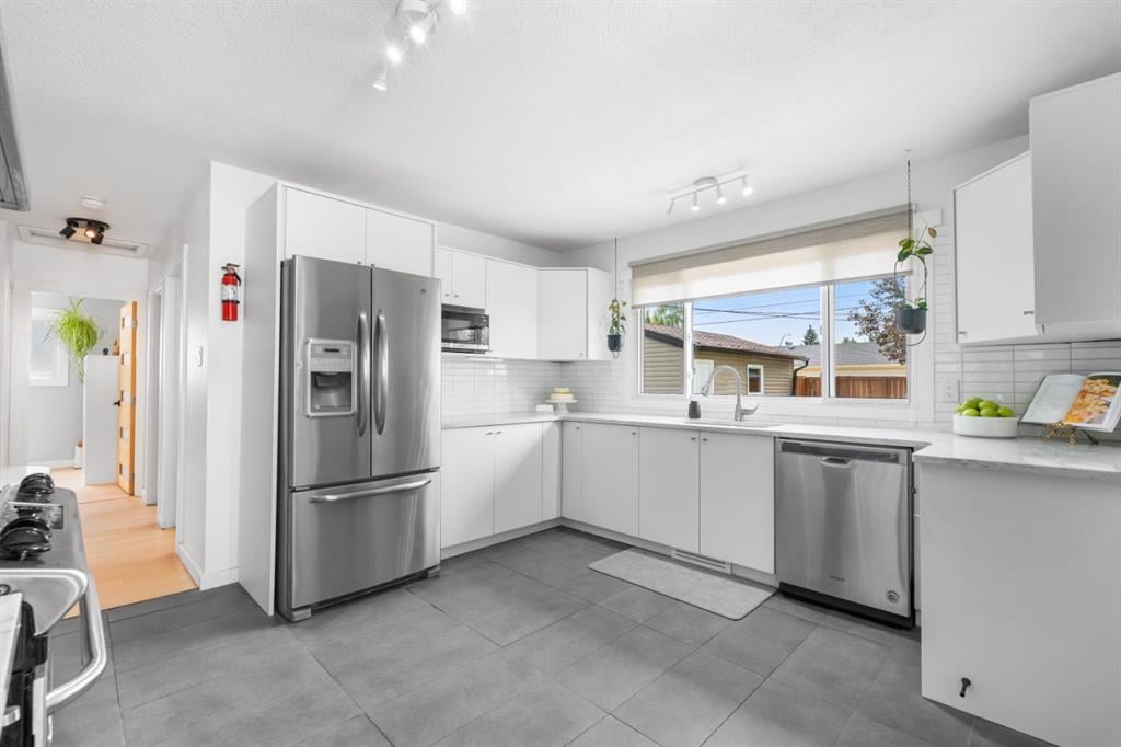 10219 Maple Brook - Thumbnail 7