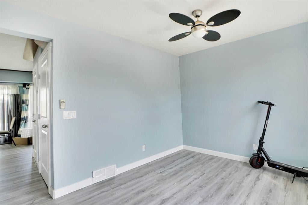 139 MARTINDALE - Thumbnail 6