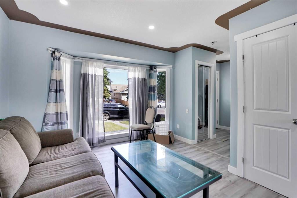 139 MARTINDALE - Thumbnail 7