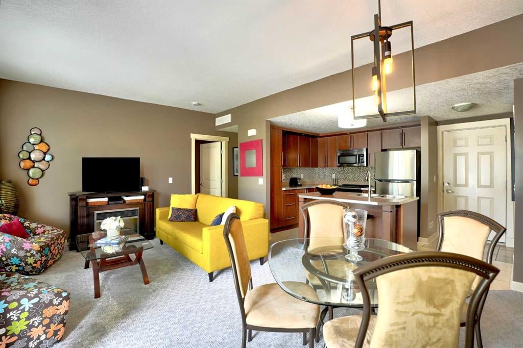 172 West Springs - Thumbnail 5