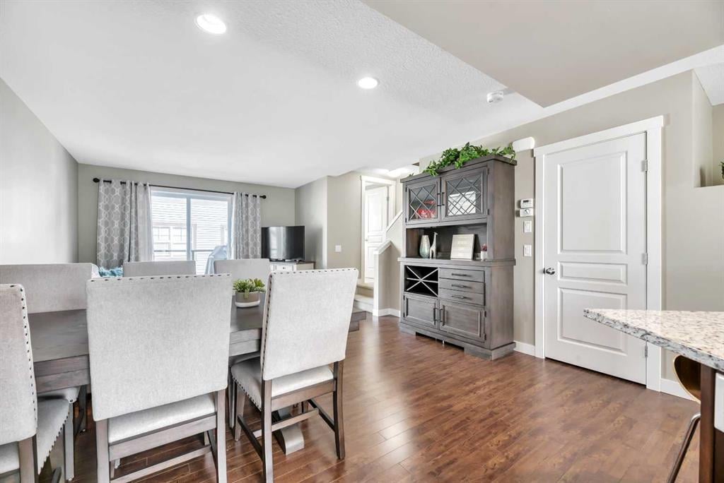 576 Mckenzie Towne - Thumbnail 8