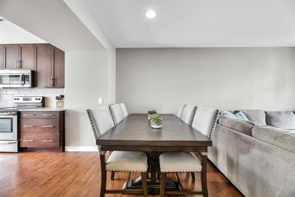576 Mckenzie Towne - Thumbnail 7