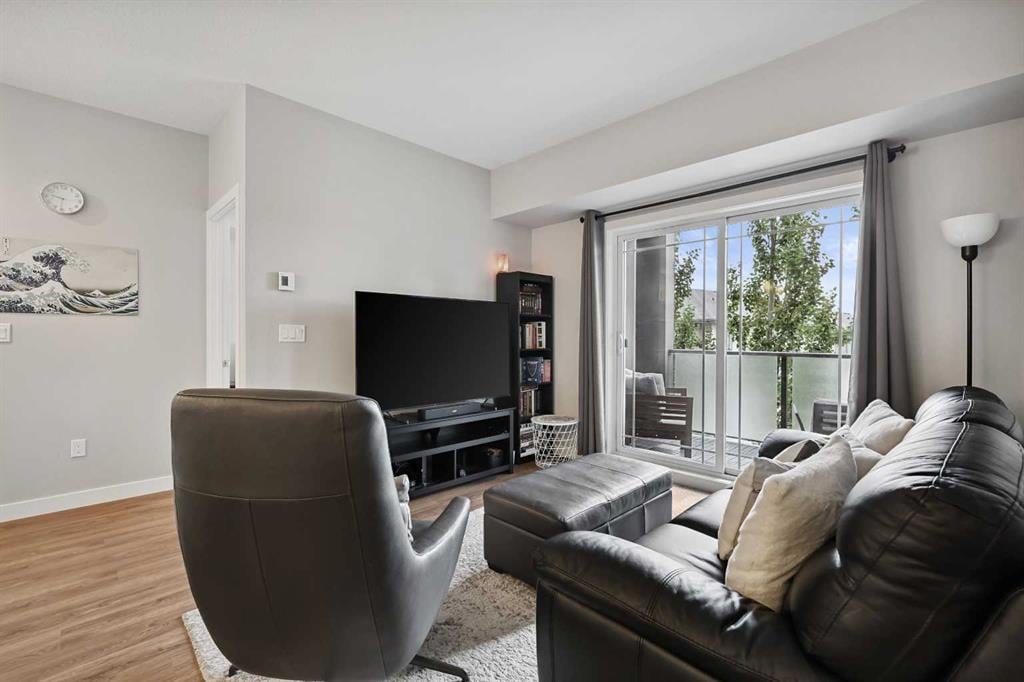 300 Auburn Meadows - Thumbnail 6