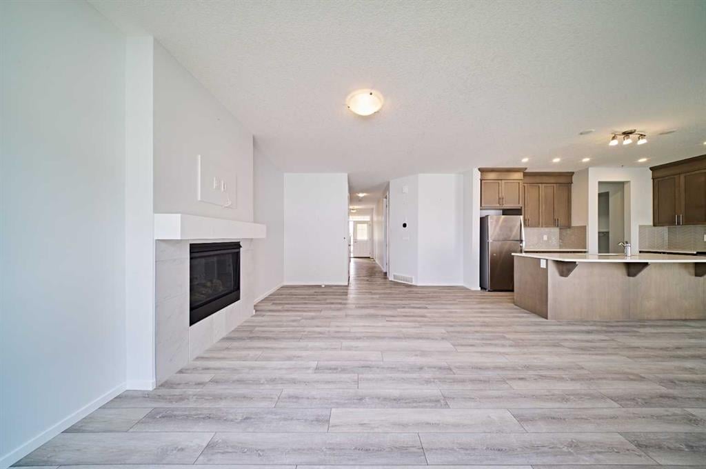 254 Carringham - Thumbnail 2