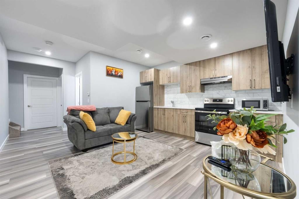 28 Sage Hill - Thumbnail 6