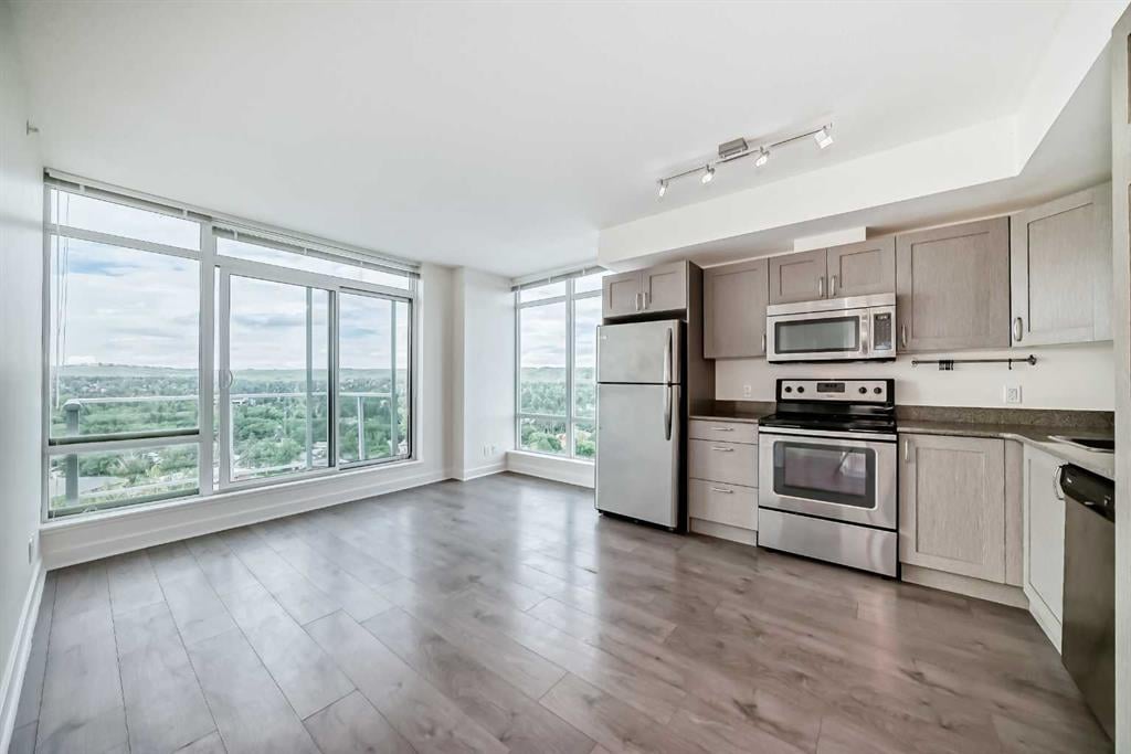30 Brentwood - Thumbnail 4