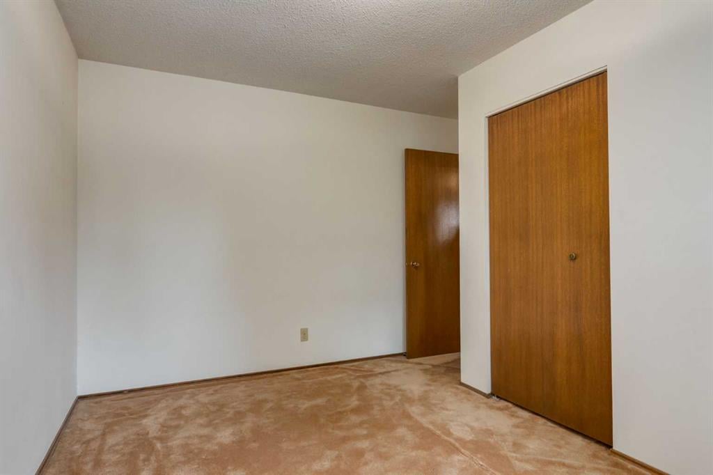 5960 Silver Ridge - Thumbnail 8