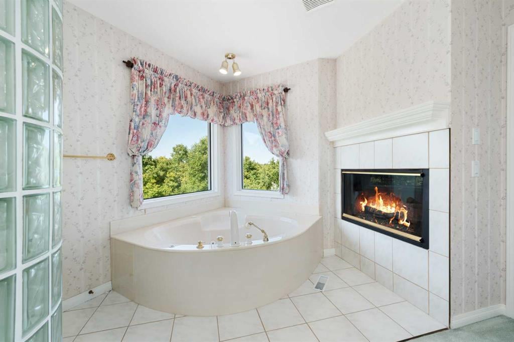 1600 Evergreen - Thumbnail 4