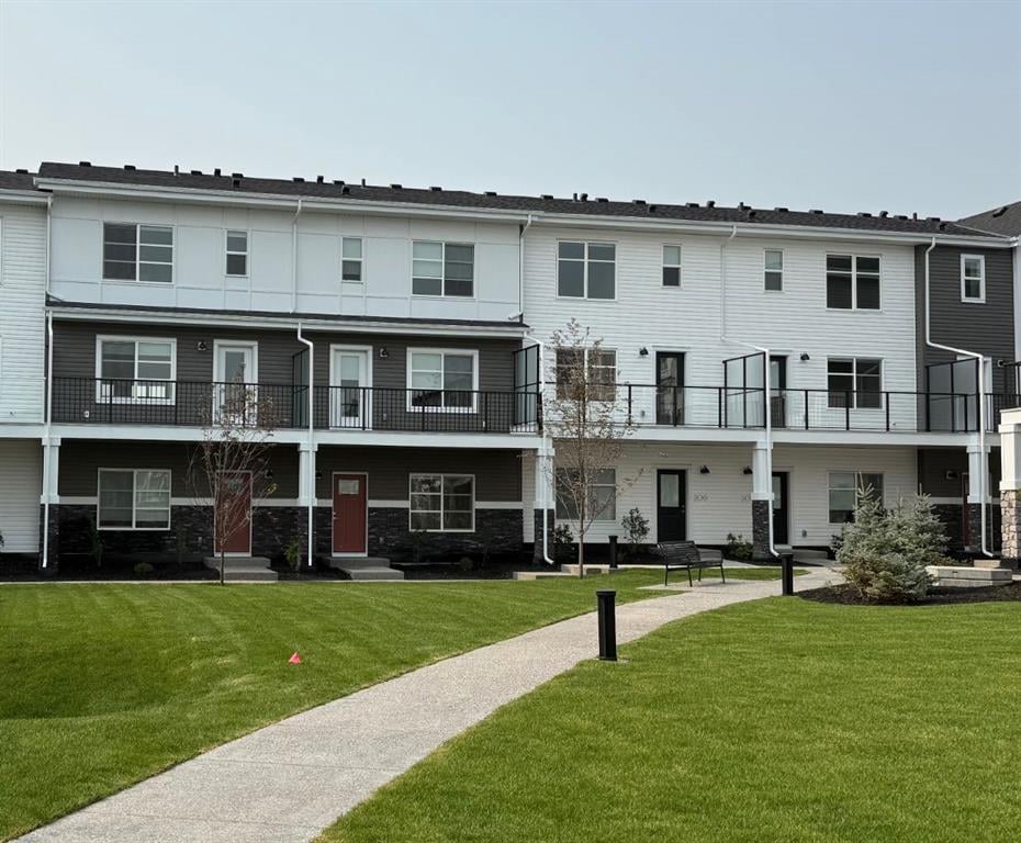 135 Belmont - Thumbnail 1