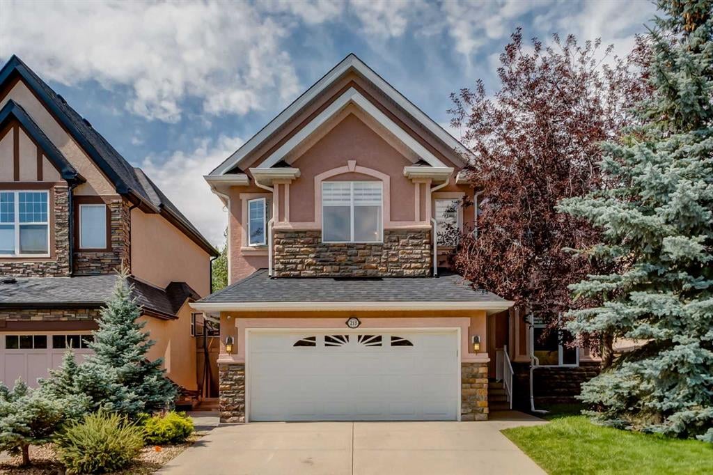 213 Evergreen - Thumbnail 1