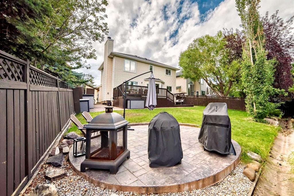 327 Riverview - Thumbnail 2