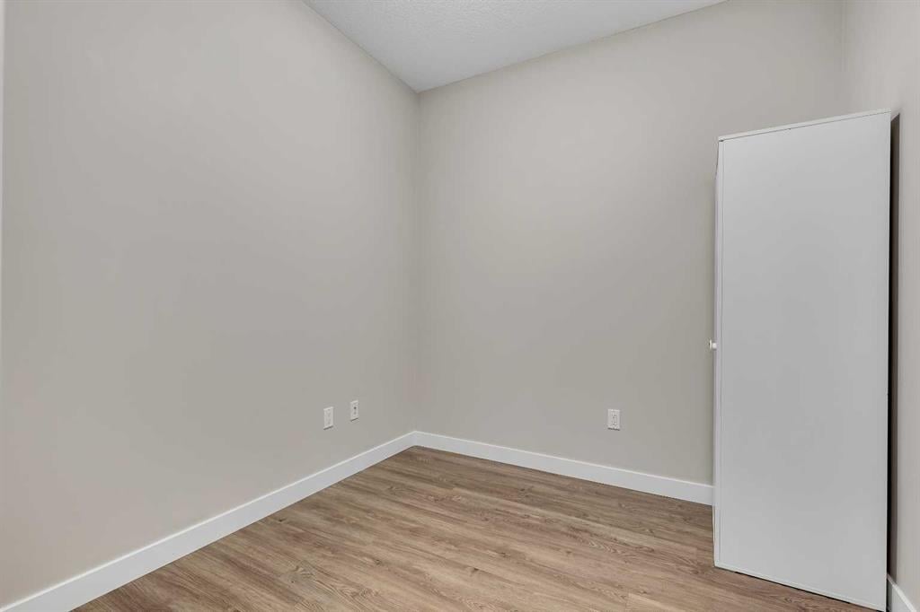 300 AUBURN MEADOWS - Thumbnail 3