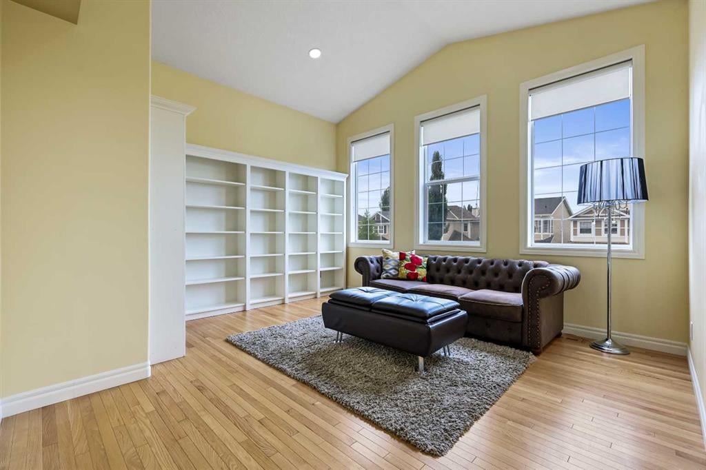 8025 Cougar Ridge - Thumbnail 8