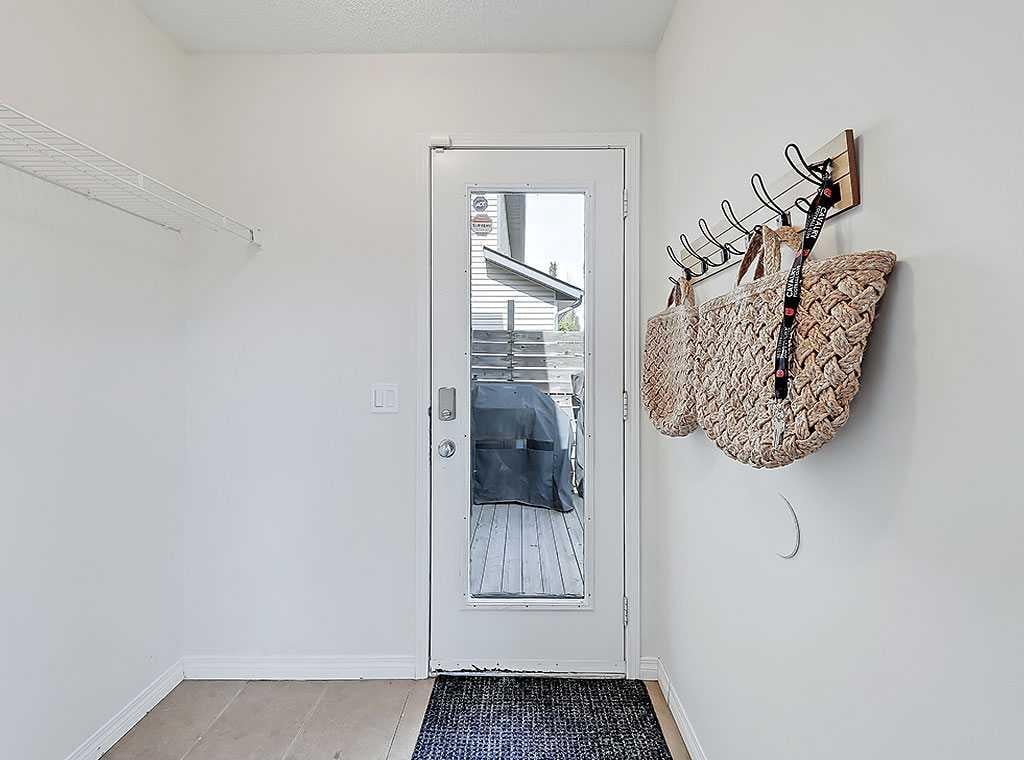 203 Elgin - Thumbnail 2
