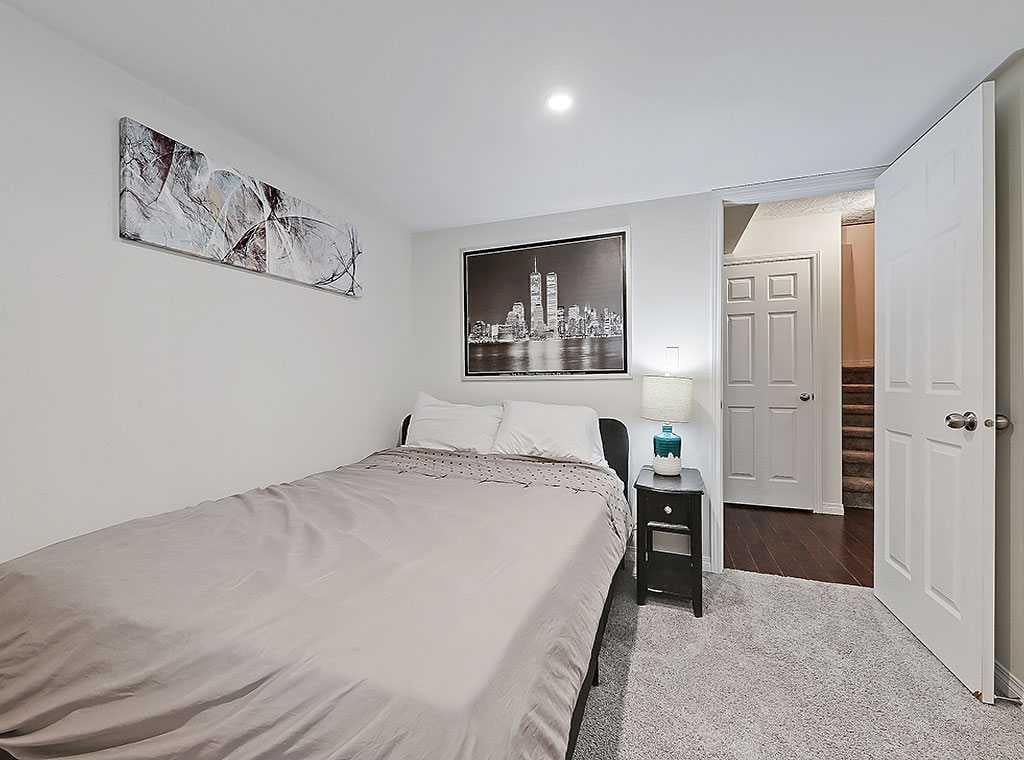 203 Elgin - Thumbnail 5