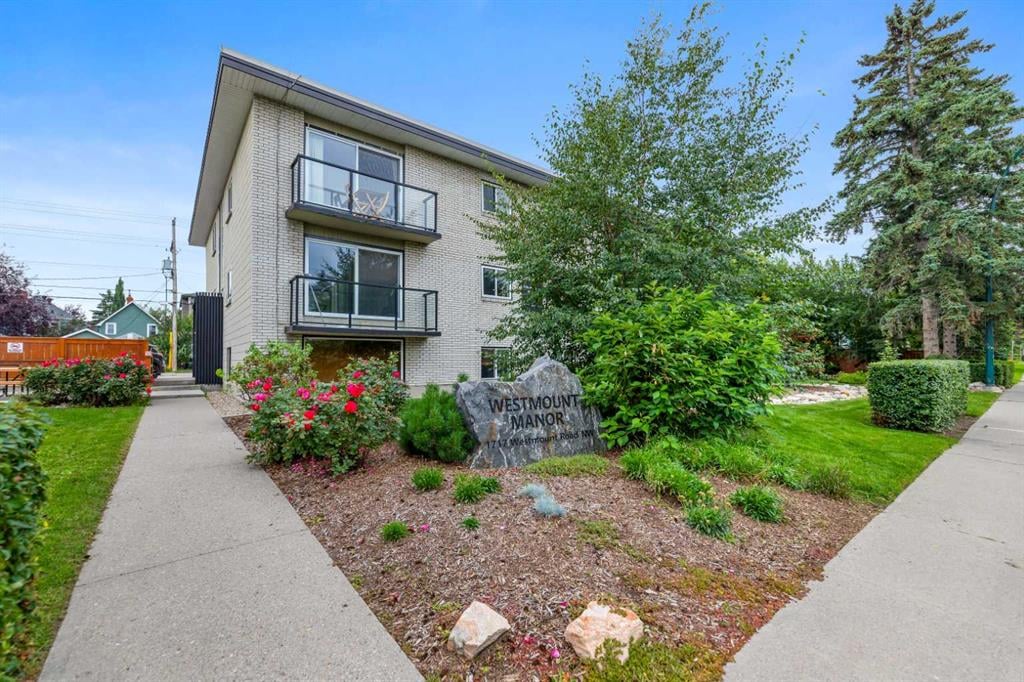 1717 Westmount - Thumbnail 2