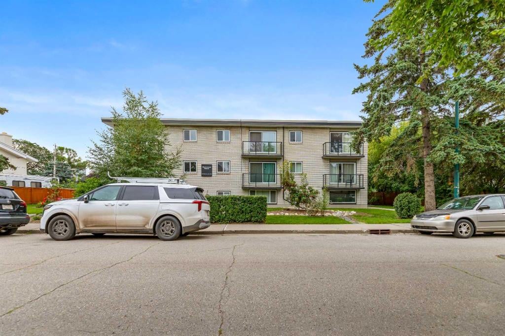 1717 Westmount - Thumbnail 8