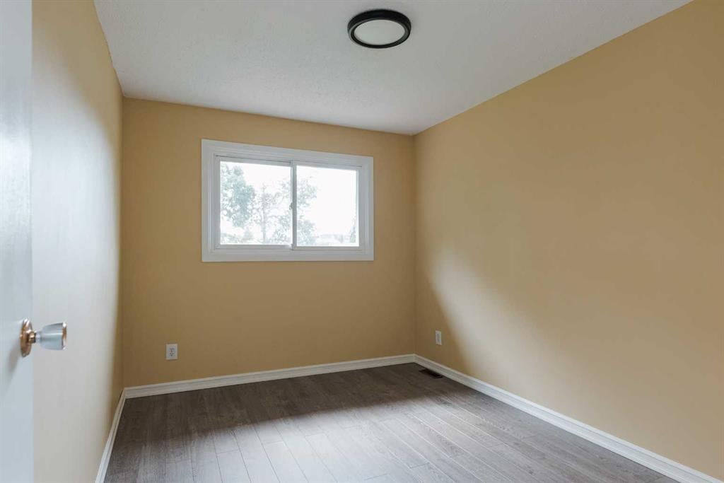156 Cowley - Thumbnail 5