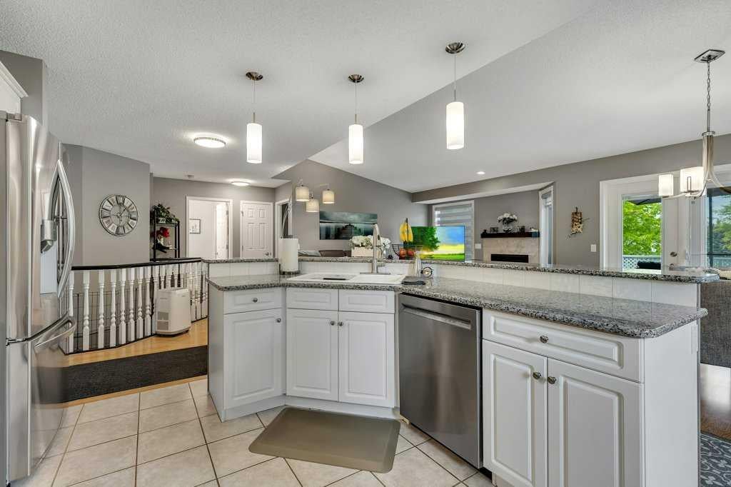212 Valley Ridge - Thumbnail 5