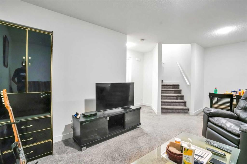 426 Belmont - Thumbnail 7