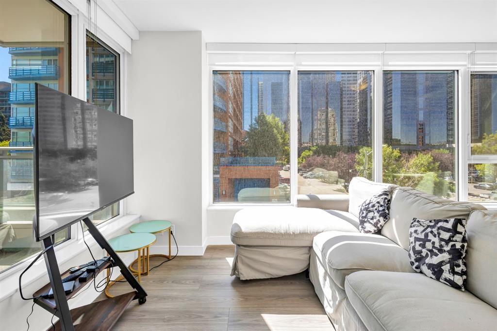 108 Waterfront - Thumbnail 3